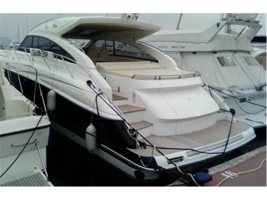 Princess yacht V53