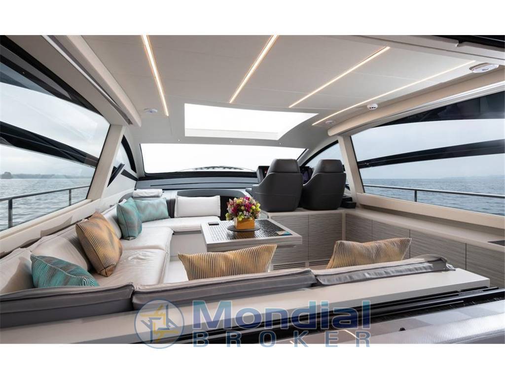 Pershing 6x