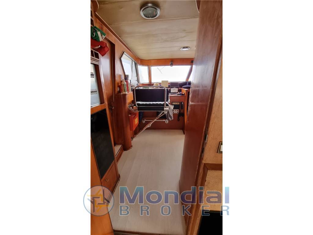 Cantieri di pisa Atlas 17