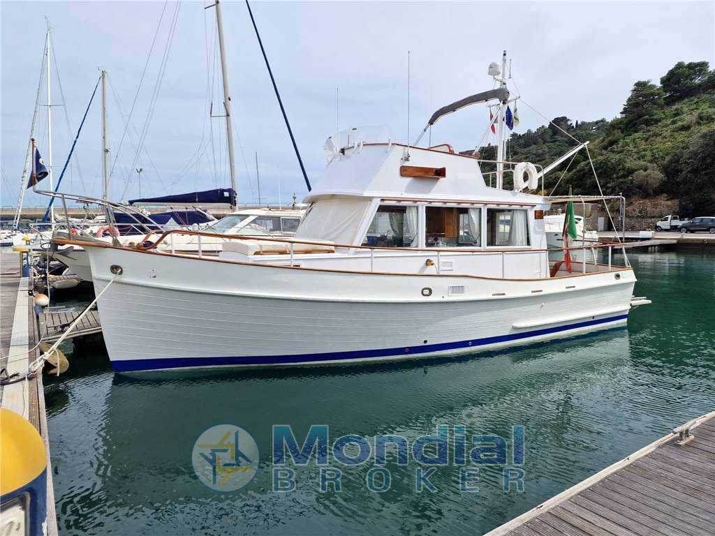 Grand banks 32