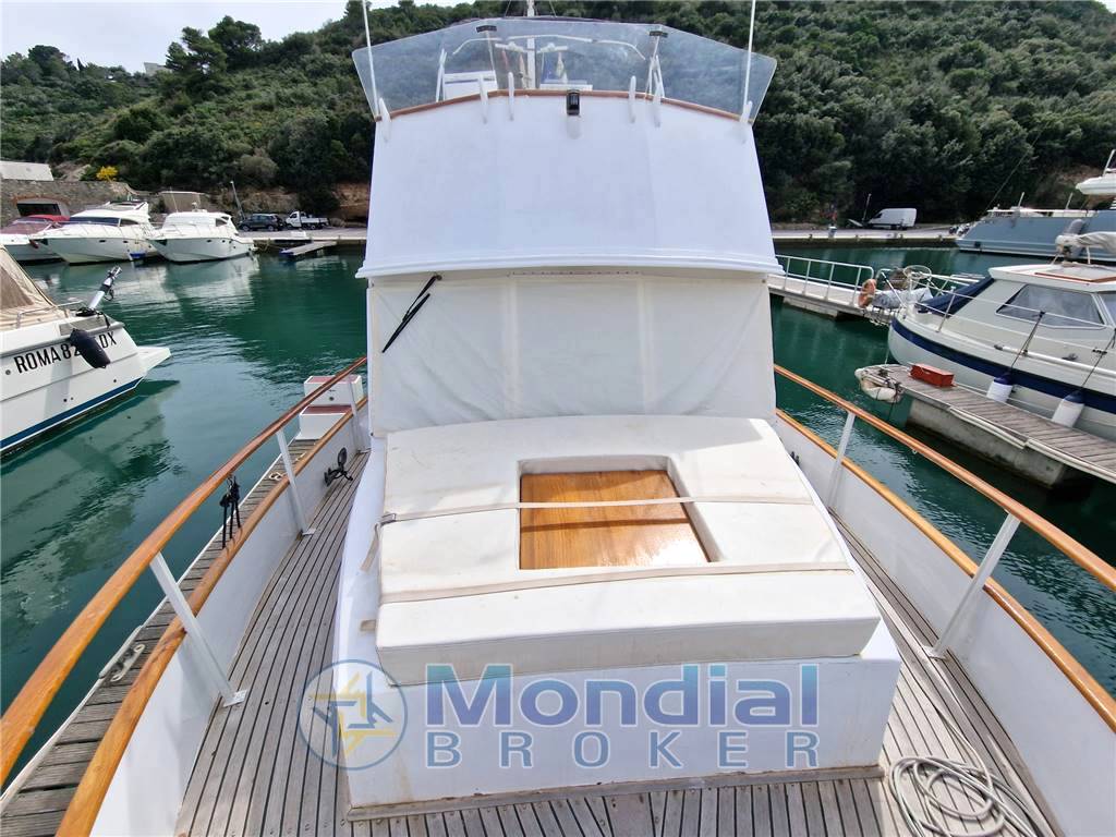 Grand banks 32