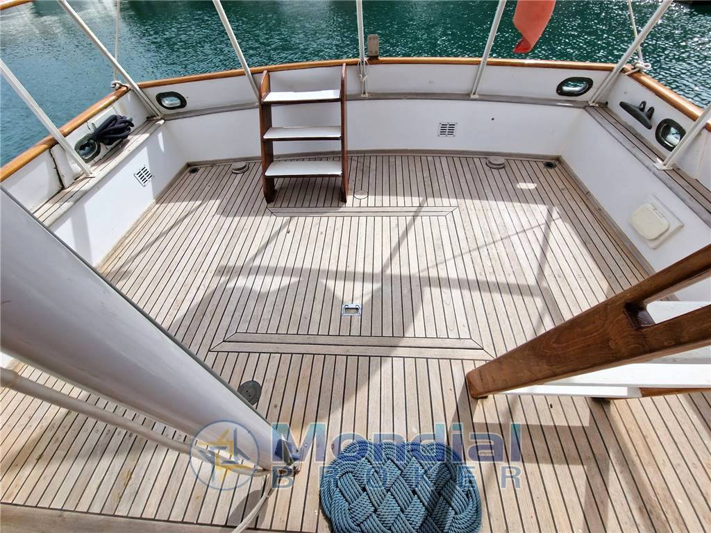 Grand banks 32
