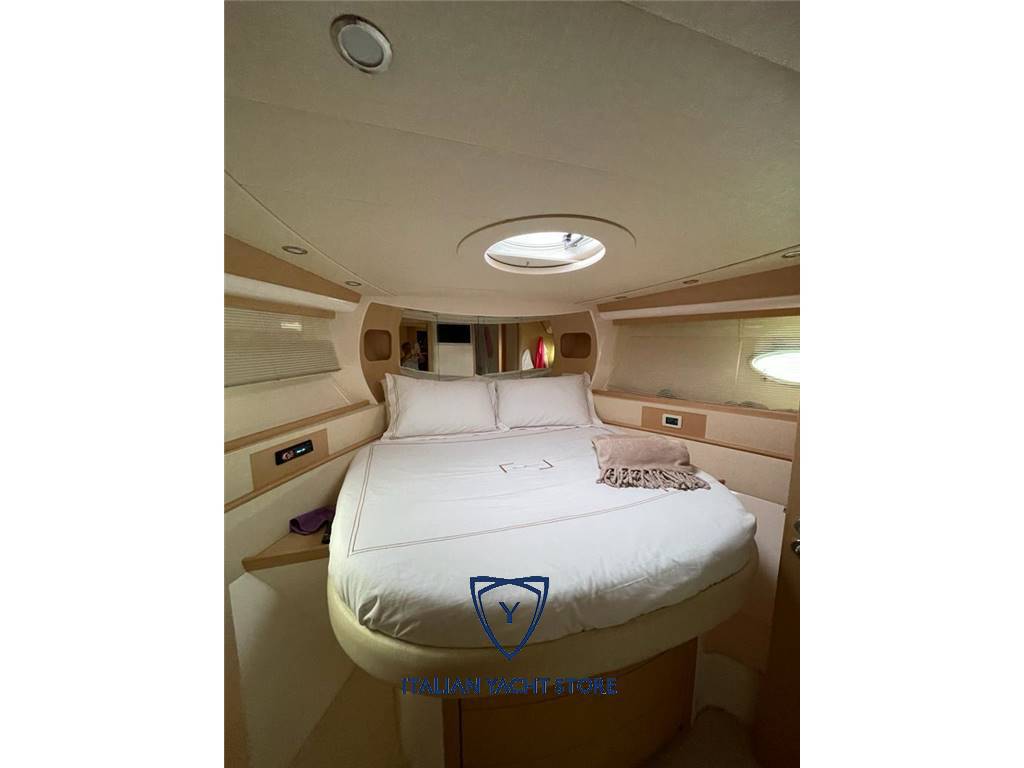 Pershing 50