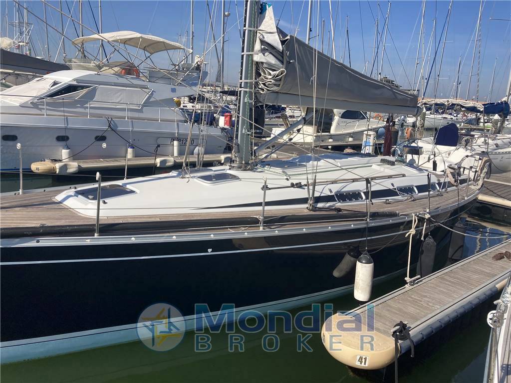 Grand soleil 43