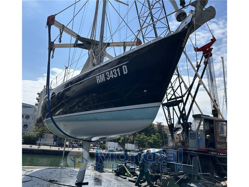 Grand soleil 43