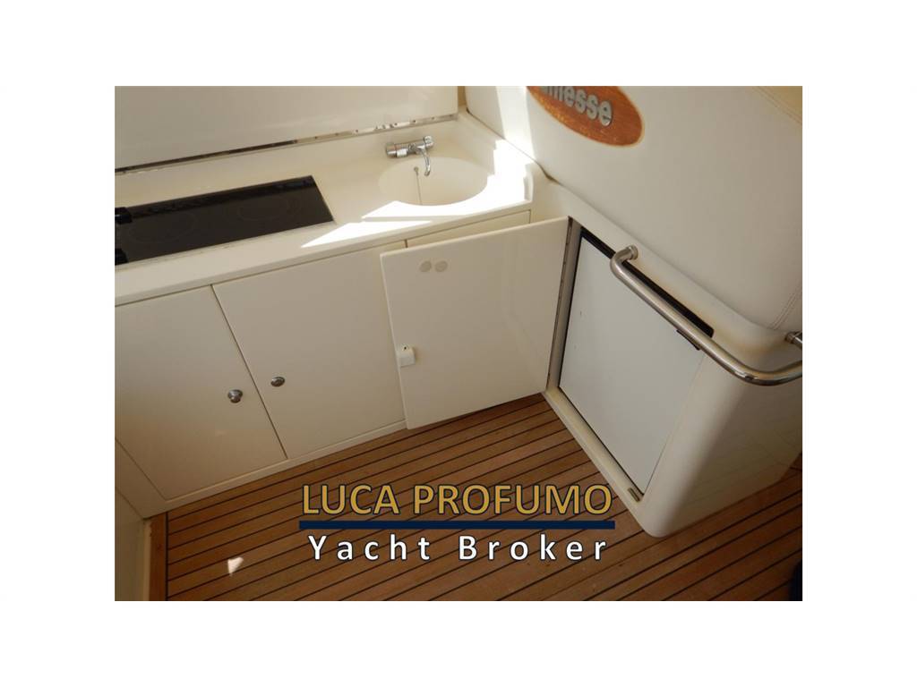 Uniesse marine 48