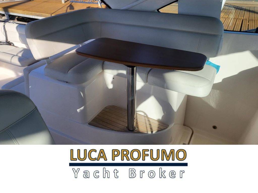 Tiara yachts 3100 coronet ( open )