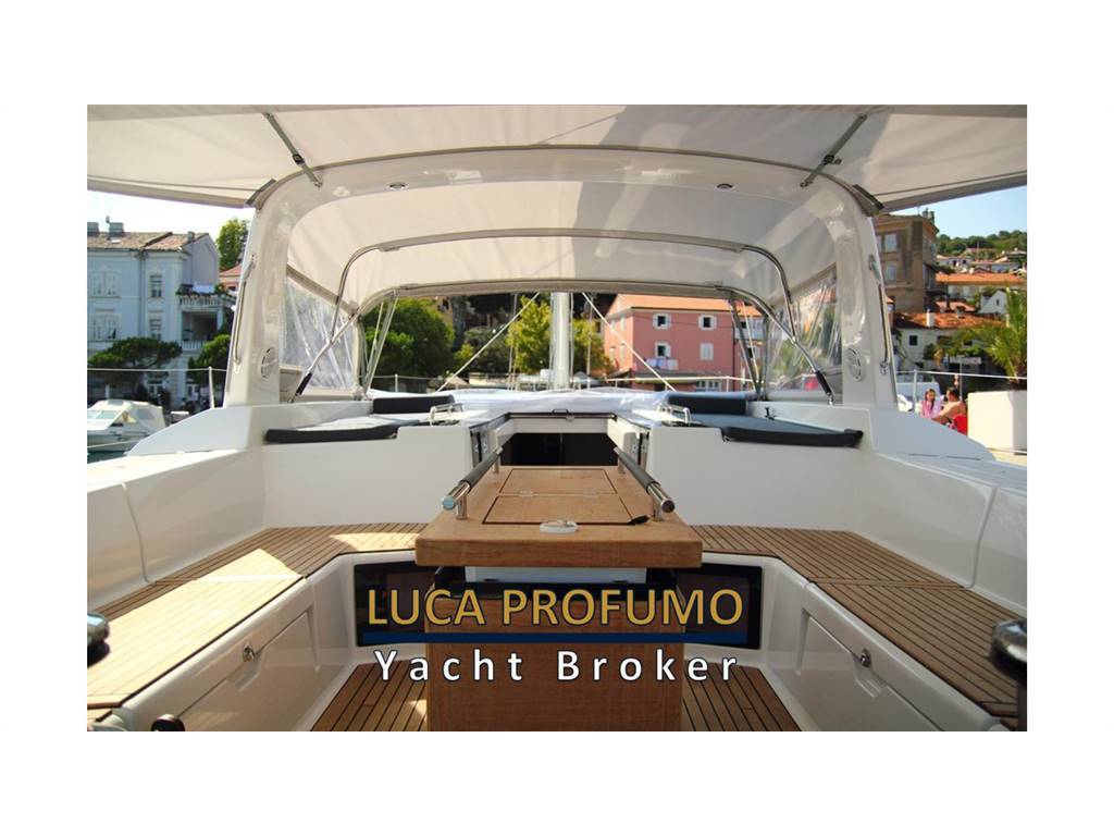 Beneteau Oceanis 55 dock & go