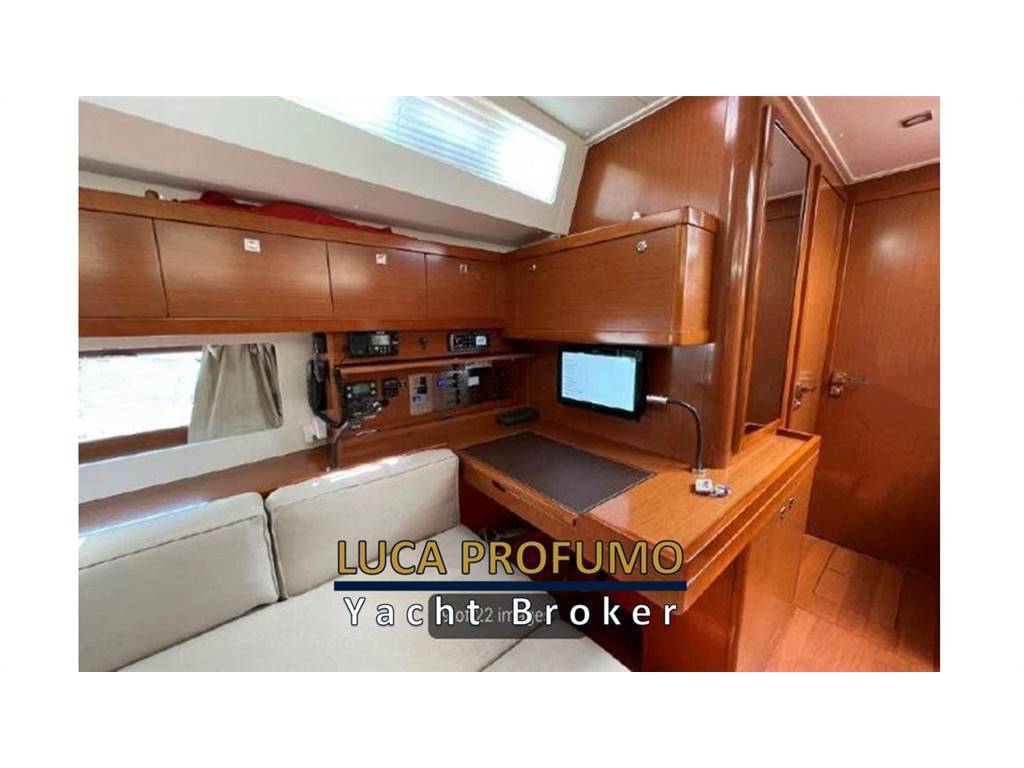 Beneteau Oceanis 55 dock & go