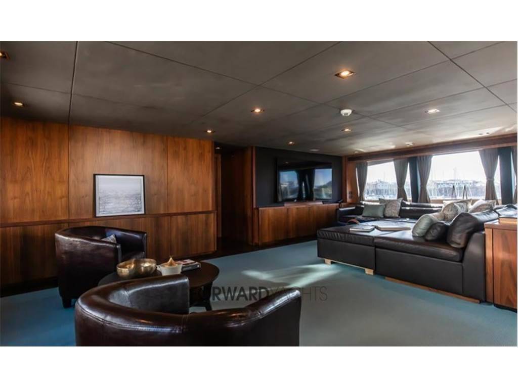 Sunseeker 40m yacht