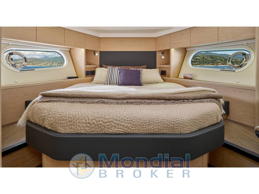 Beneteau Swift trawler 48 fly