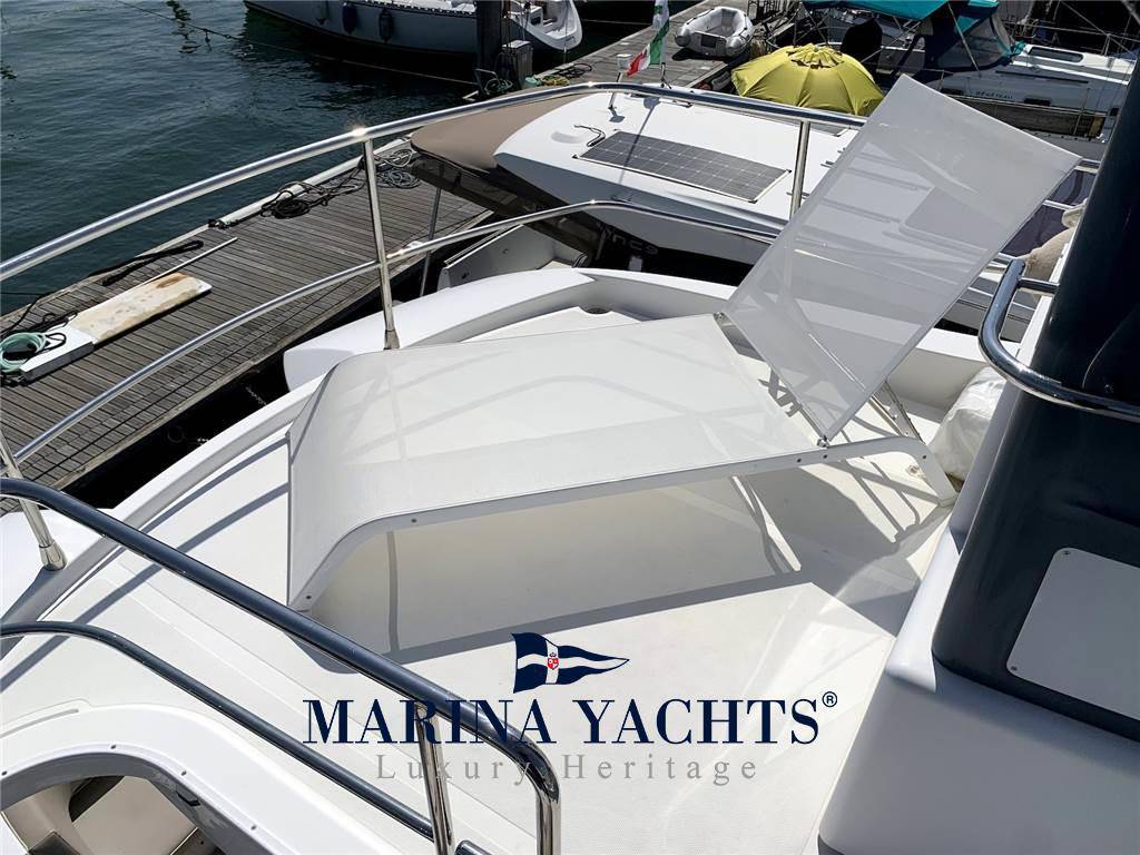 Azimut Magellano 43
