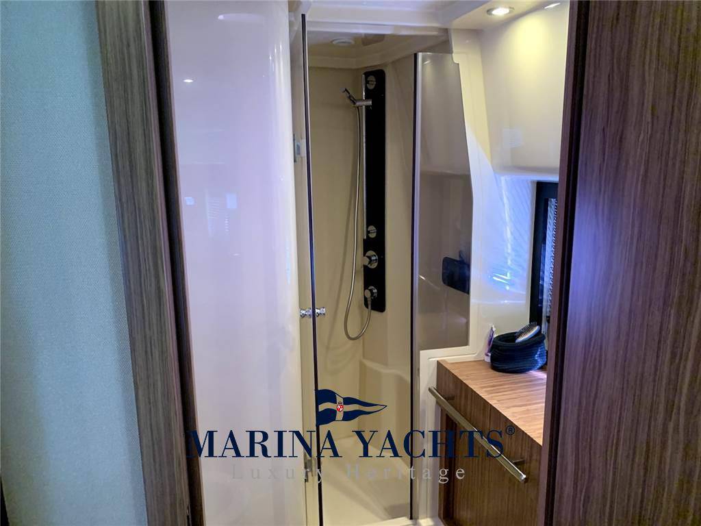 Azimut Magellano 43