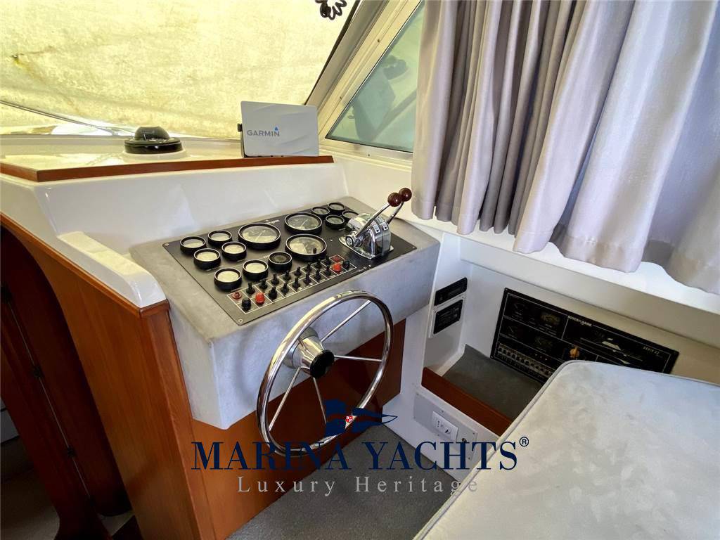 Rover marine 33 fly
