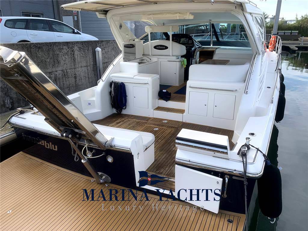 Uniesse marine 48 hard top