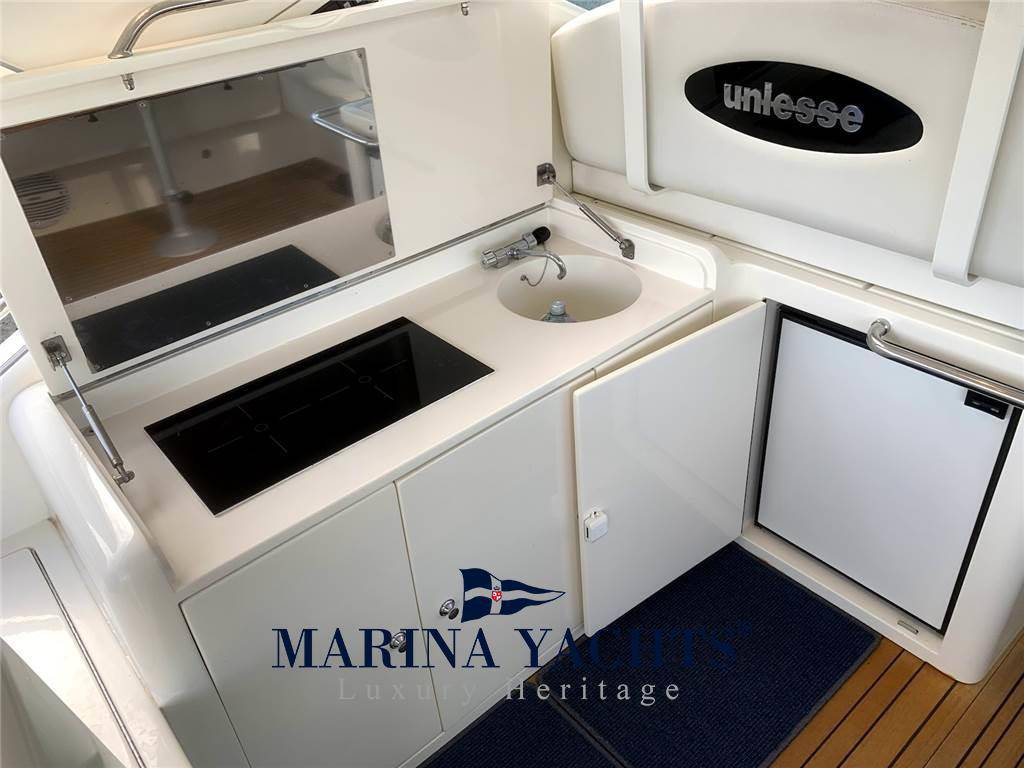 Uniesse marine 48 hard top