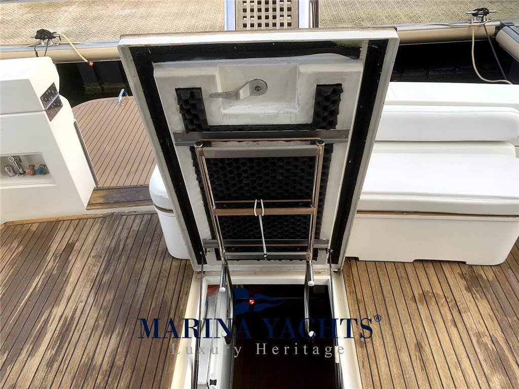 Uniesse marine 48 hard top