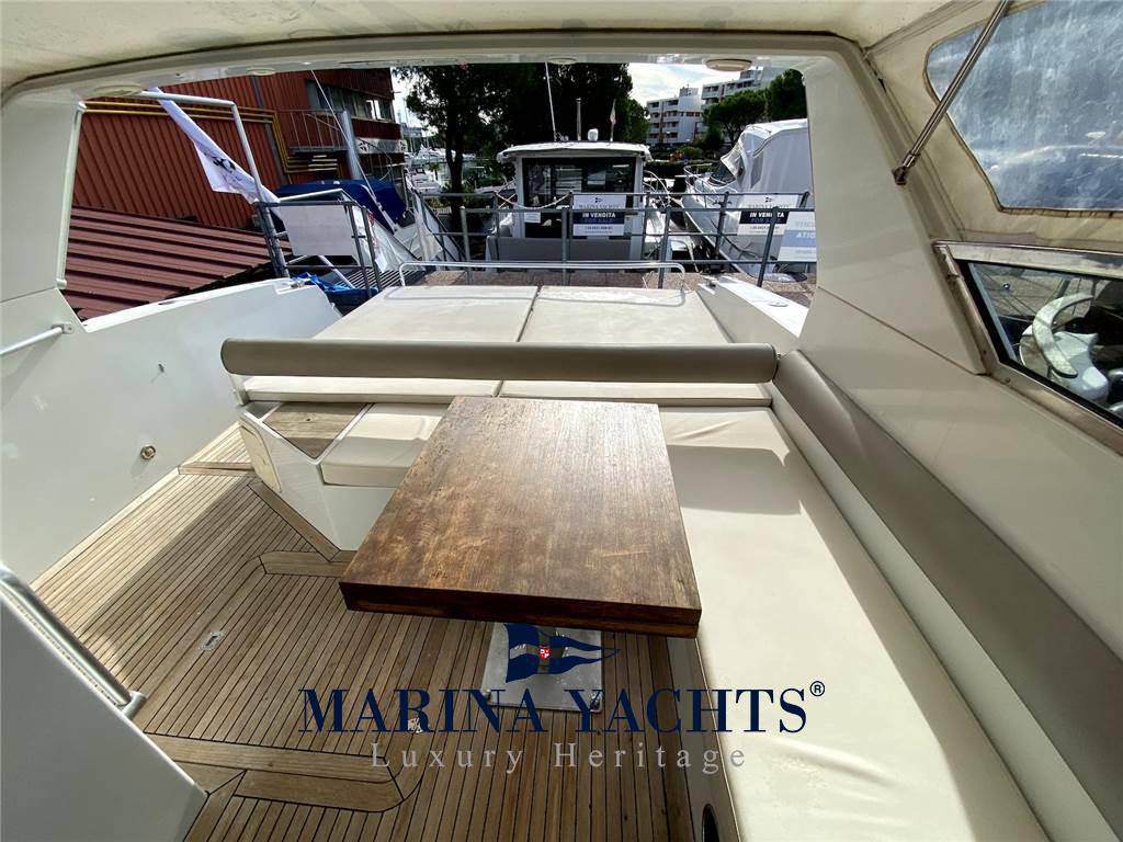 Ferretti Altura 47