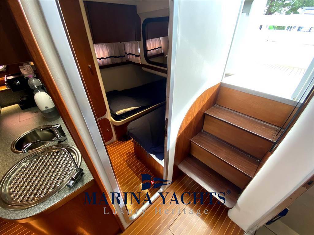 Ferretti Altura 47
