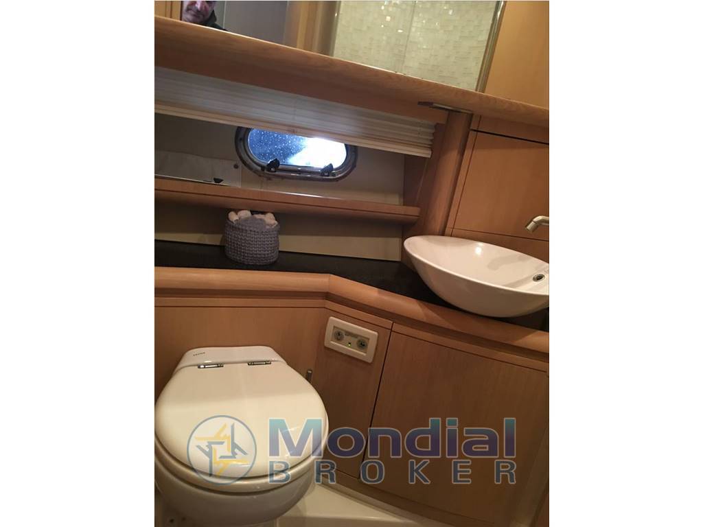 Cantieri estensi Goldstar 440 s