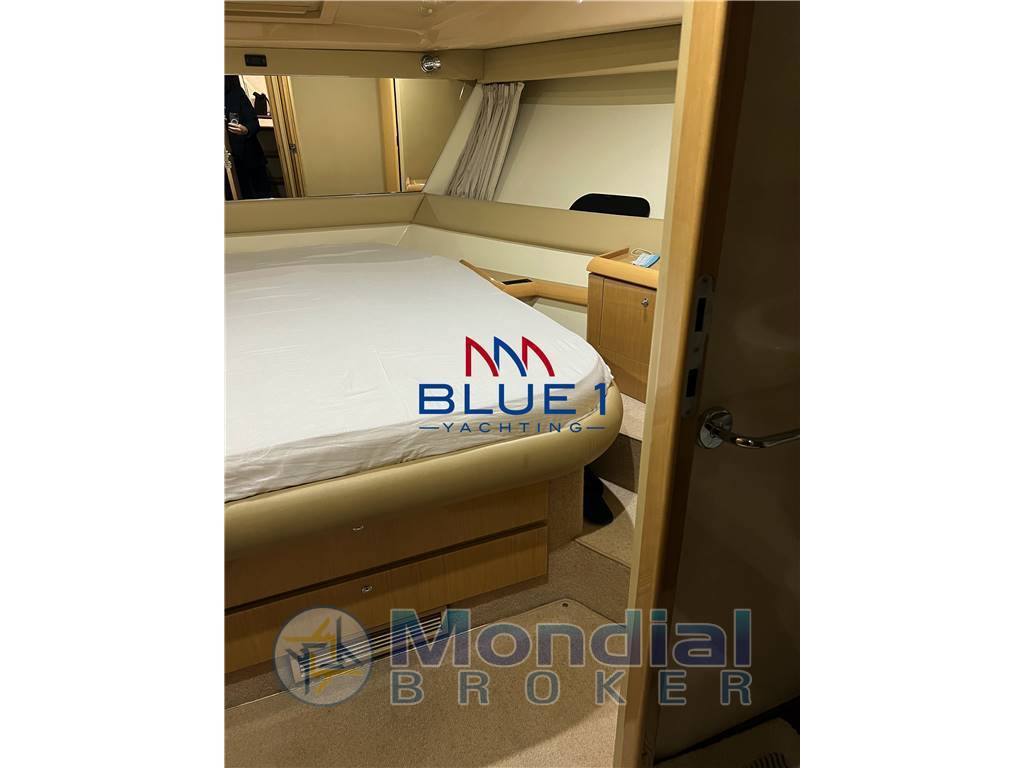Ferretti 460 fly