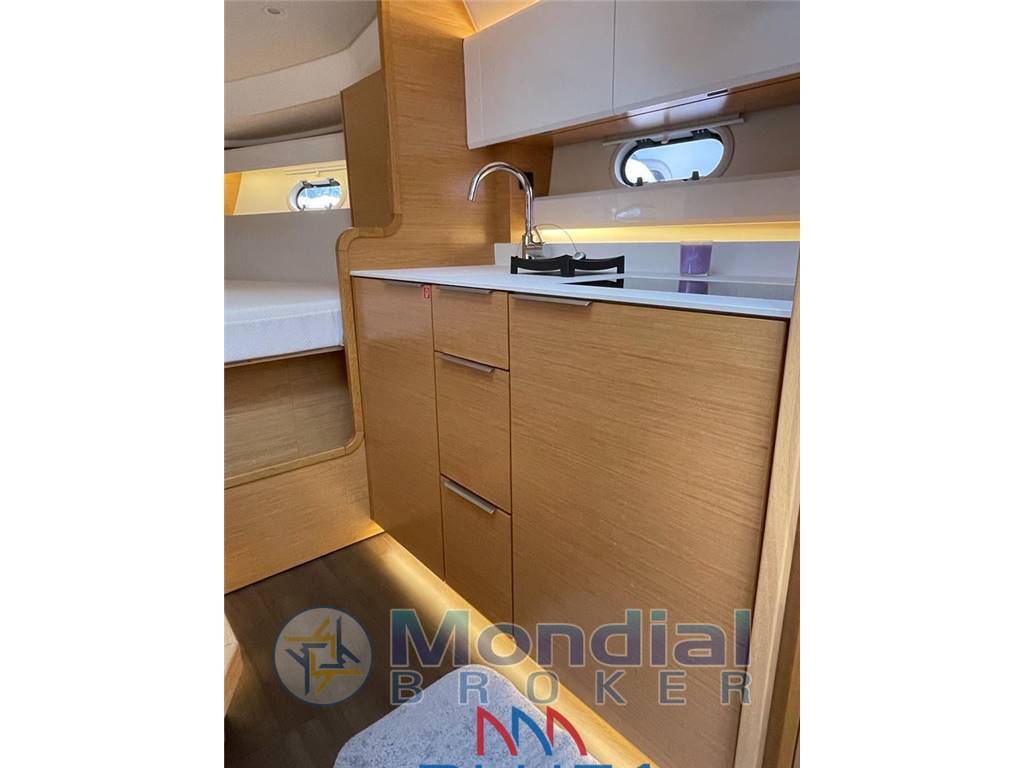 Bavaria 330 sport