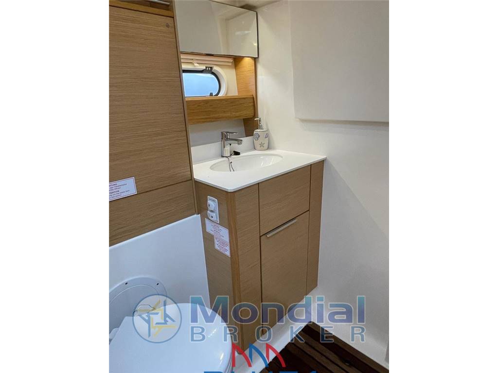 Bavaria 330 sport