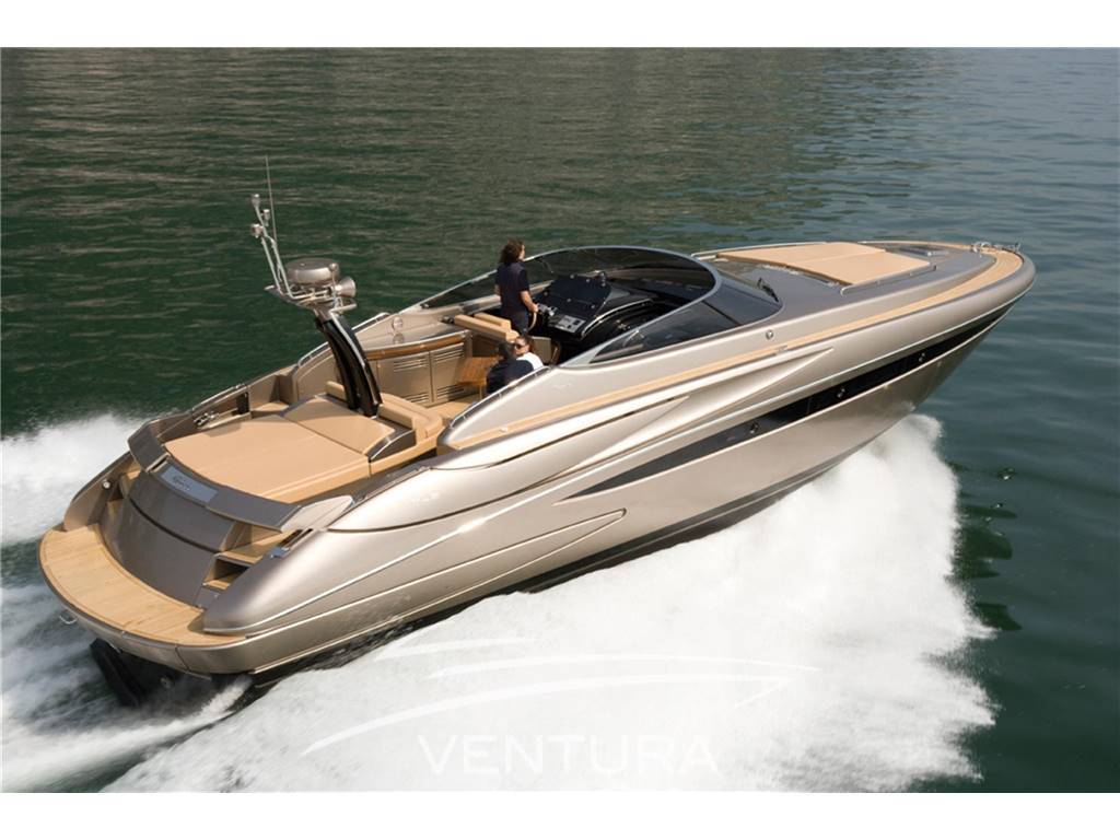 Riva yachts Rivale 52