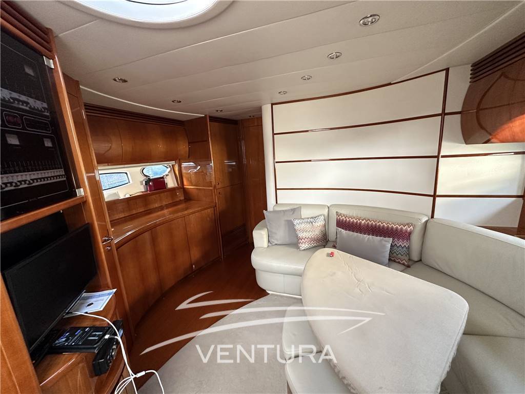 Pershing 50