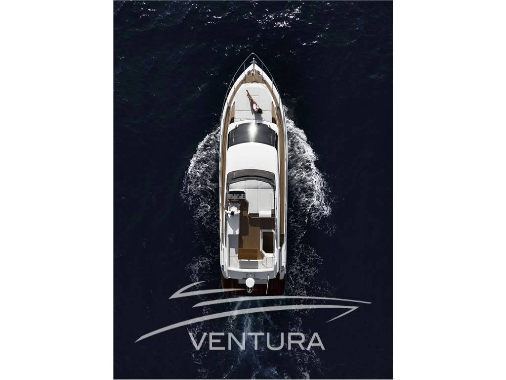 Ferretti yachts 500