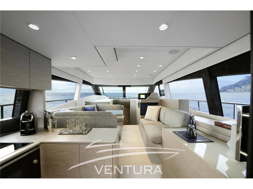 Ferretti yachts 500