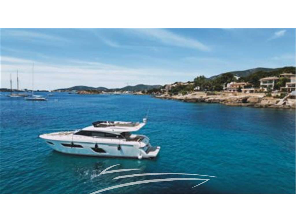 Ferretti yachts 550