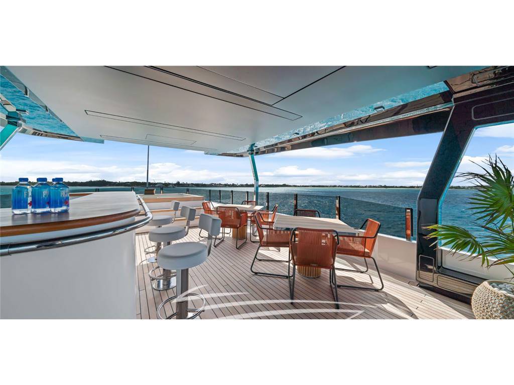Custom line Navetta 42