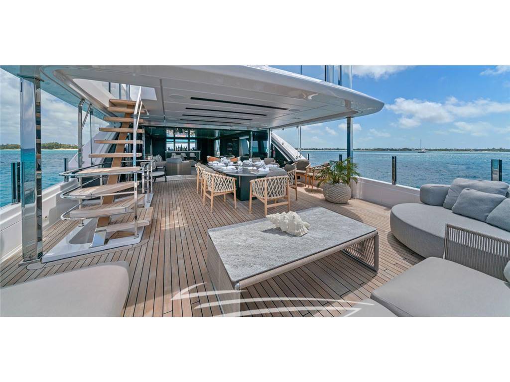 Custom line Navetta 42