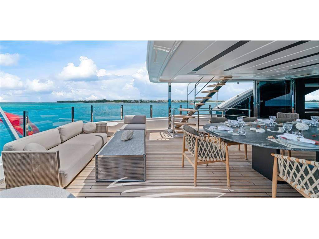 Custom line Navetta 42