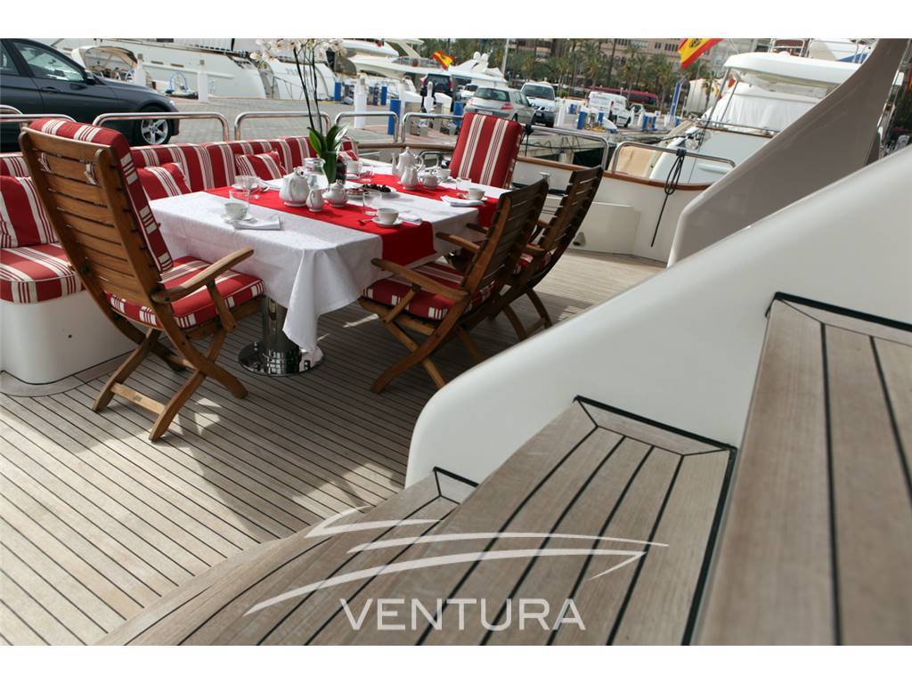 Benetti Tradition 100