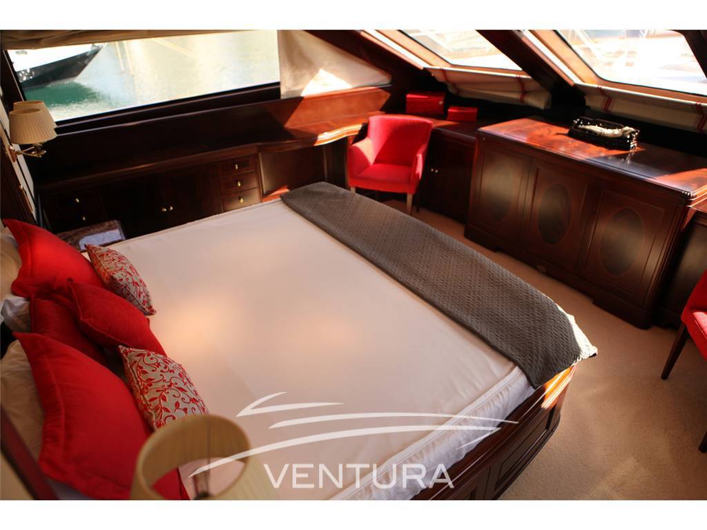 Benetti Tradition 100