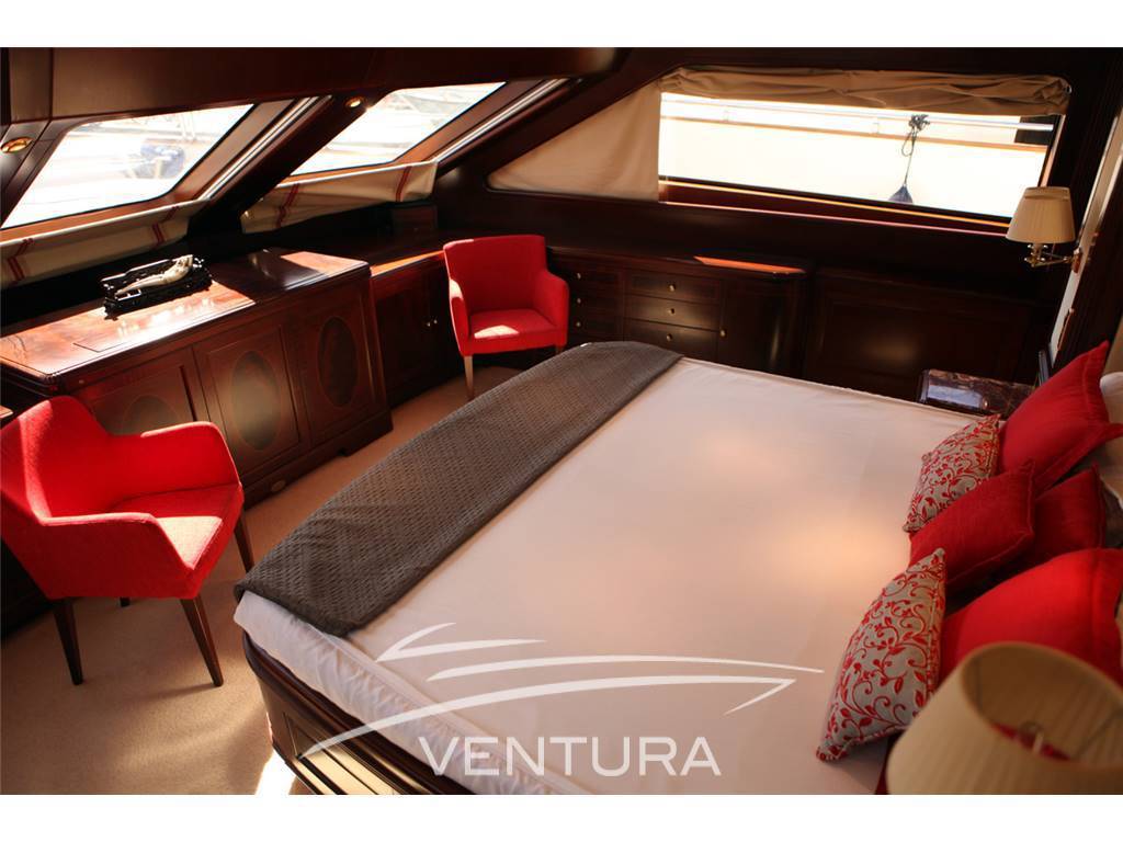 Benetti Tradition 100
