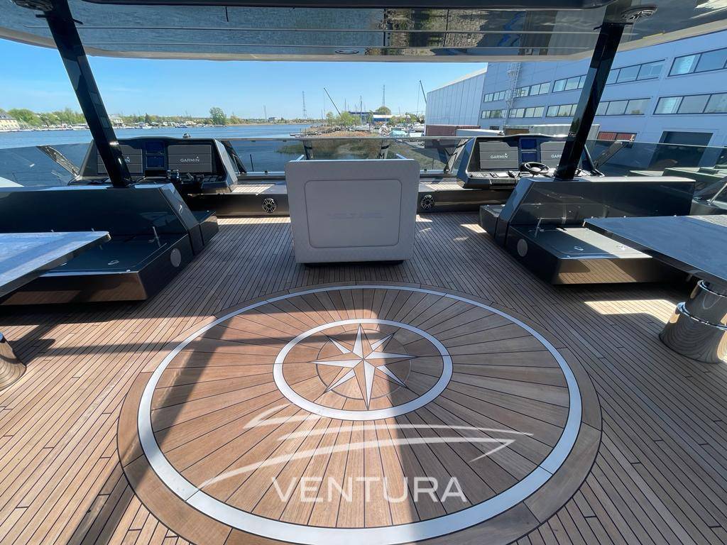 Sunreef 80 power