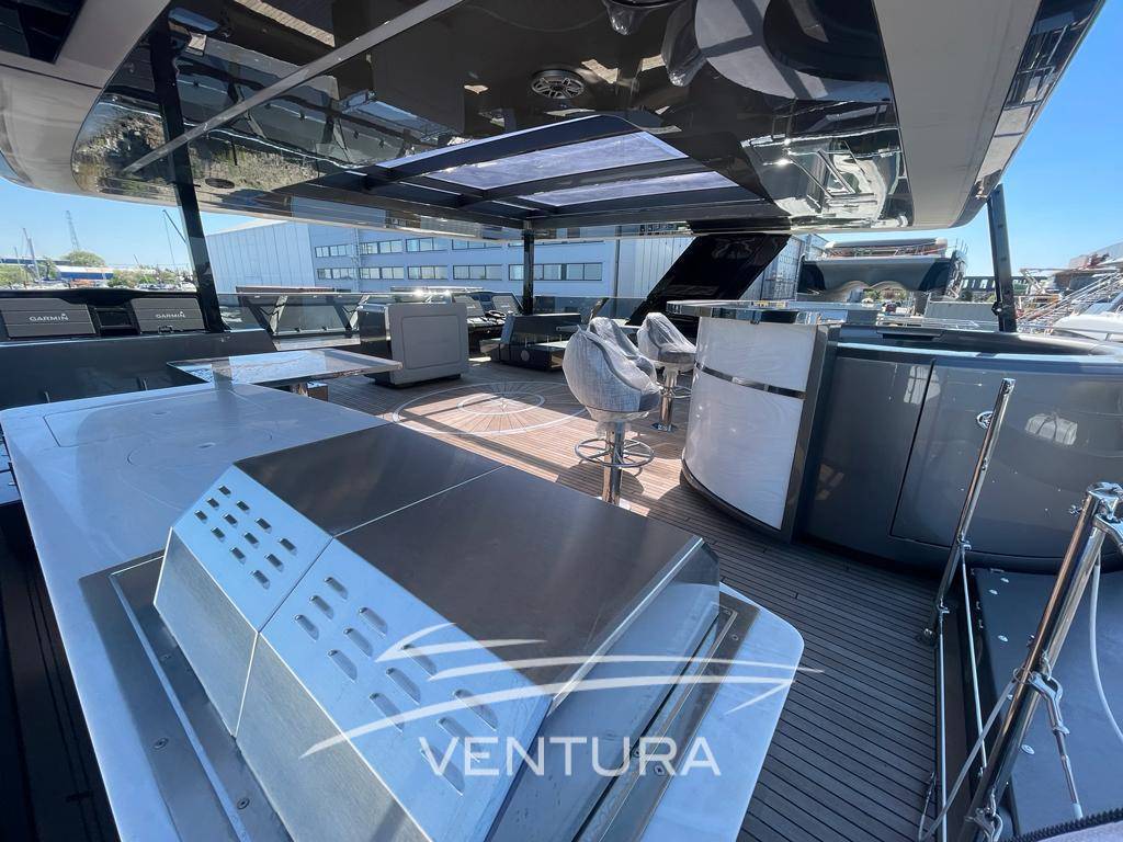 Sunreef 80 power