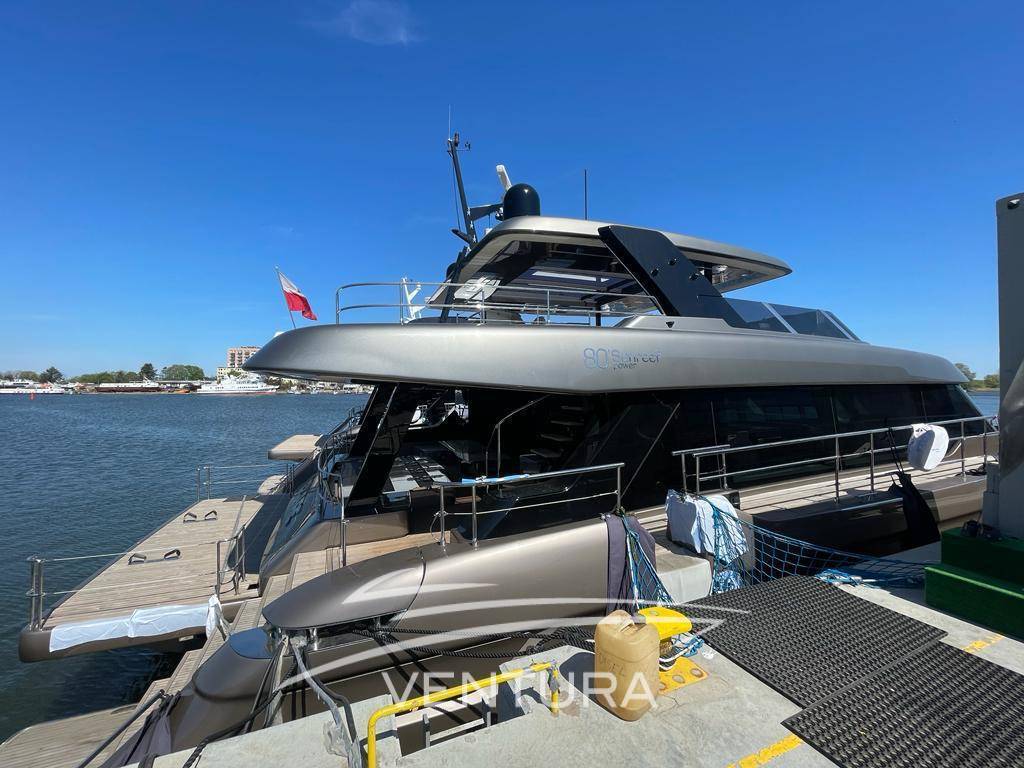 Sunreef 80 power