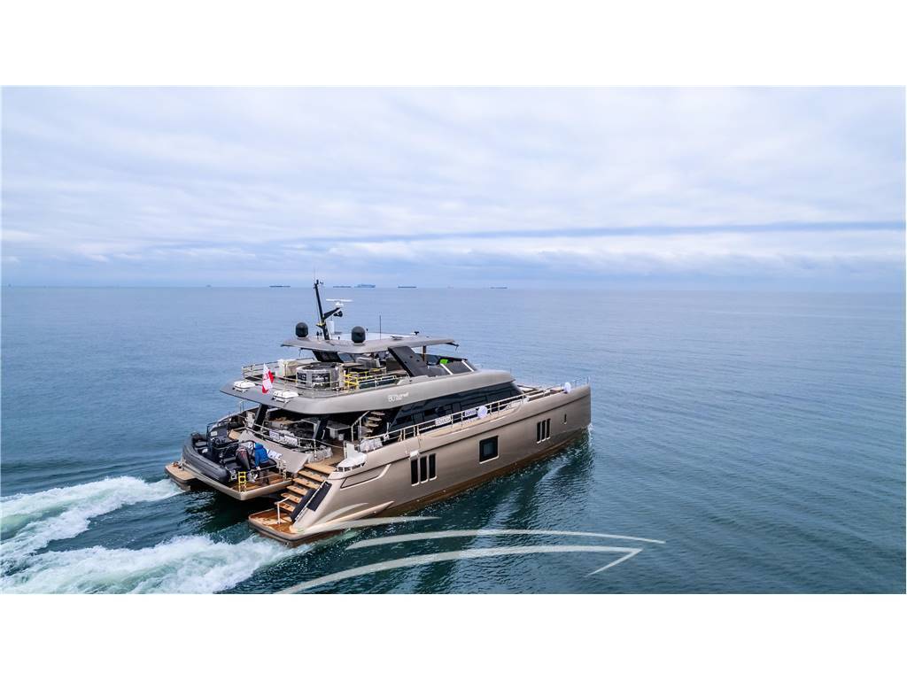 Sunreef 80 power