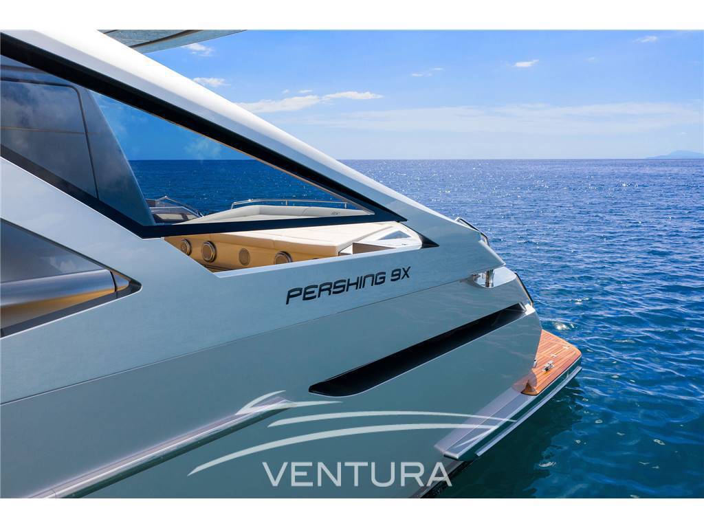 Pershing 9 x