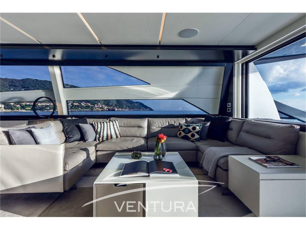 Pershing 9 x
