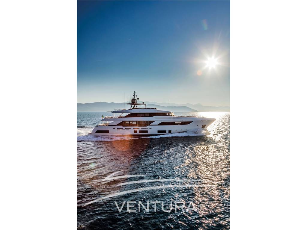 Custom line Navetta 37m