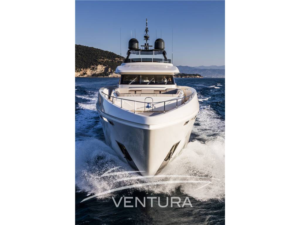 Custom line Navetta 37m