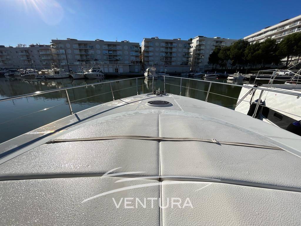 Pershing 50