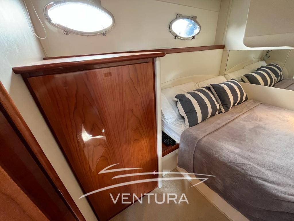 Pershing 50