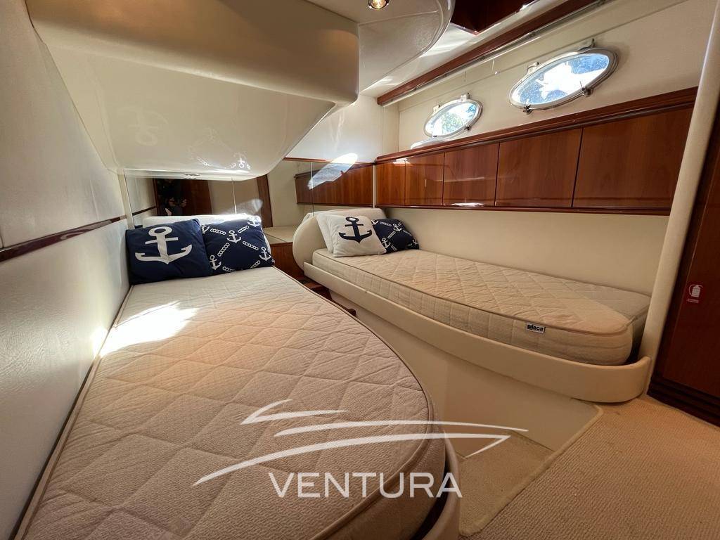 Pershing 50