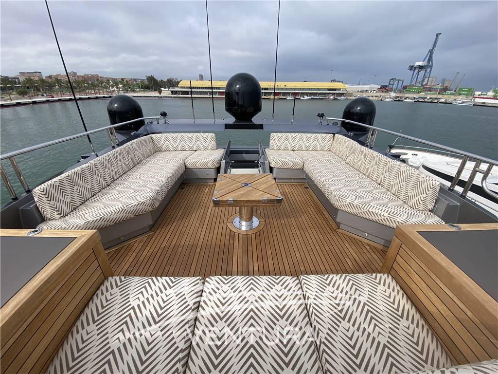 Palmer johnson 120